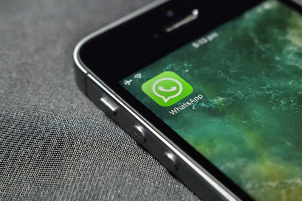 WhatsApp Tak Lagi Bisa Digunakan di HP Android dan iPhone Lawas