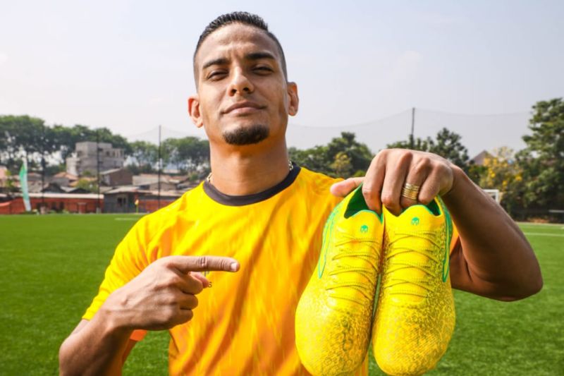 Brand Lokal Mills Rilis Sepatu Sepakbola Edisi Teratas Xyclops Panthera