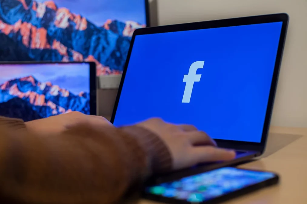 7 Cara Menghasilkan Uang dari Facebook Terbaru 2023