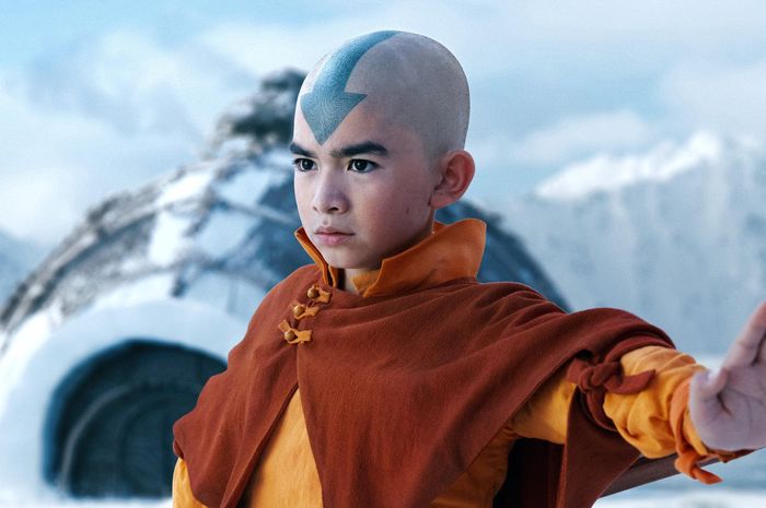 Gemesin Abis! Live-Action Avatar The Last Airbender Rilis Foto Appa dan Momo yang Bikin Baper