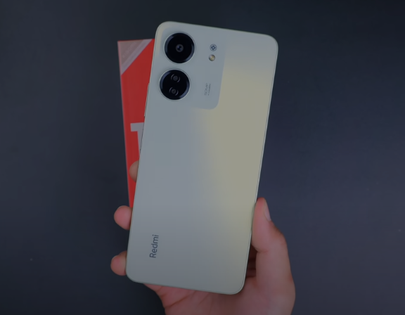 Performa Tanpa Kompromi, Mengupas Keunggulan Redmi 13C