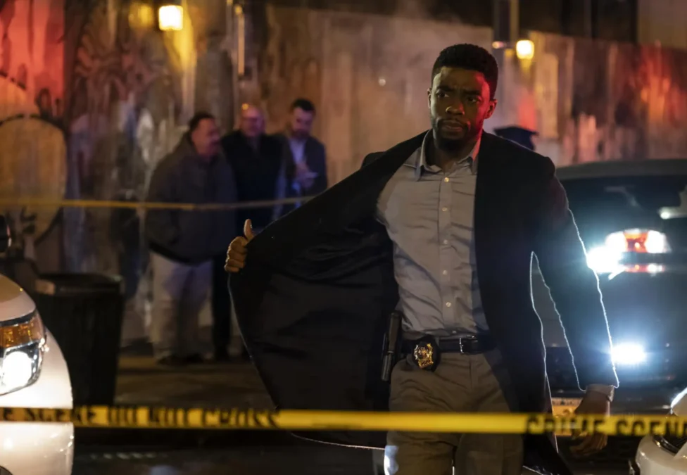 Sinopsis Film 21 Bridges: Kisah Chadwick Boseman jadi Detektif NYPD