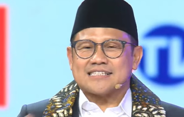 Arti Slepet Cak Imin di Debat Cawapres 2024 Ternyata Berkaitan dengan Ini, Sarung di Pesantren dan Disrupsi/ Tangkap Layar YouTube KPU