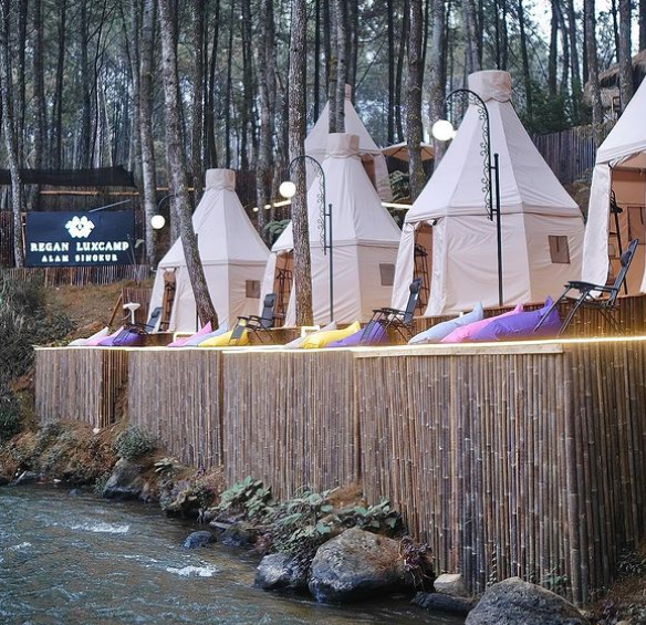 5 Rekomendasi Glamping di Pangalengan Bandung Pinggir Sungai Buat Tahun Baruan!