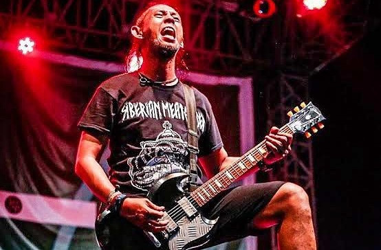 profil lengkap eben burgerkill