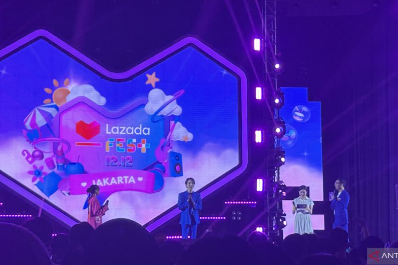 Turut Meriahkan Lazada Fest 12.12, Key SHINee Sebut Akan Kembali Lagi ke Indonesia