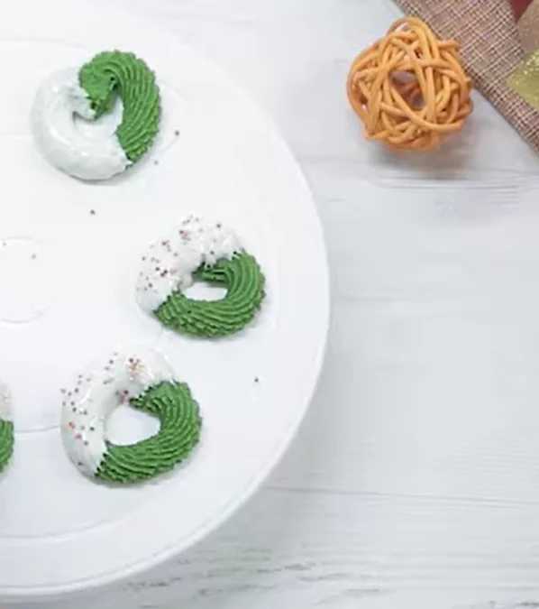 Resep Kue Kering Natal Mudah, Christmas Green Tea Cookies!