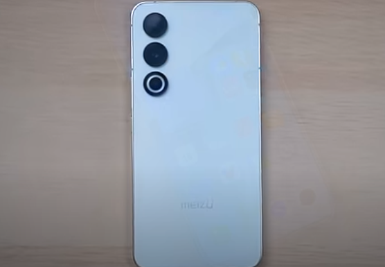 Performa Tinggi Meizu 21, Snapdragon 8 Gen 3 Cocok Buat Gaming?