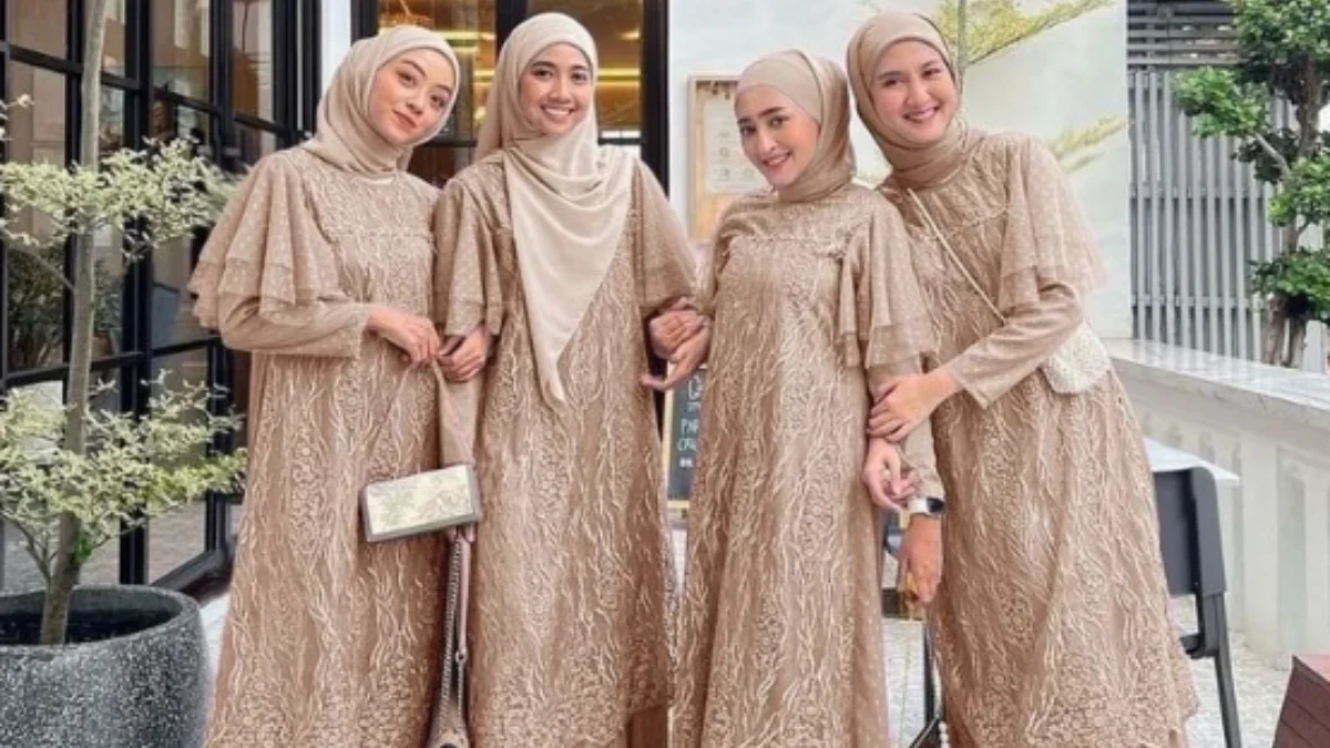 Tren Fashion Terkini untuk Lebaran 2024, Tips Tampil Kekinian di Hari Idul Fitri