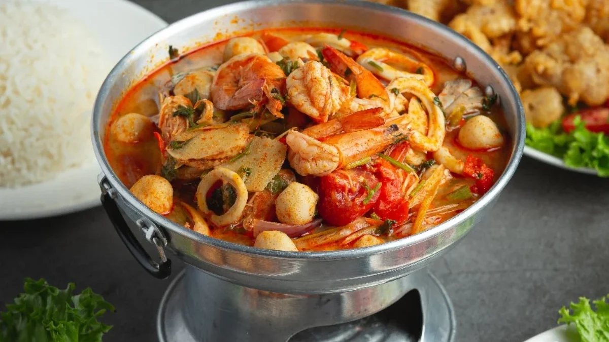 Resep Tom Yum Seafood Khas Thailand dengan Cita Rasa Otentik (ilustrasi: Freepik)