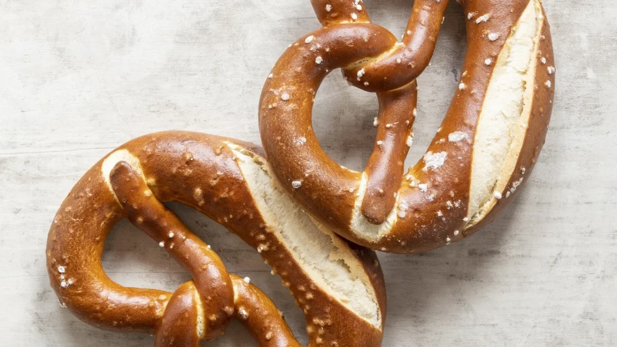 Pretzel Jenis Roti Manis dengan Bentuk Cincin yang Unik (ilustrasi: Freepik)