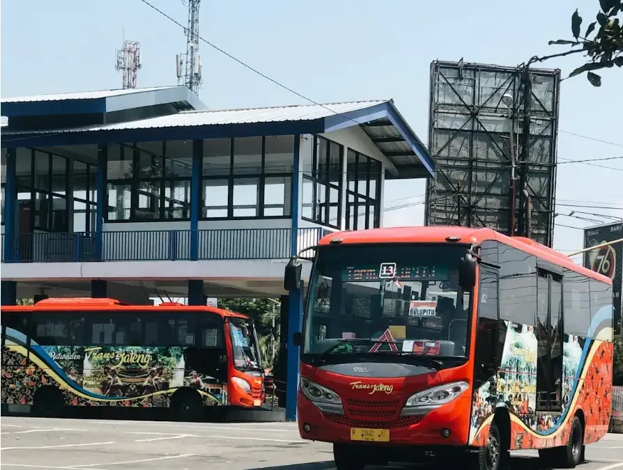 ilustrasi bus