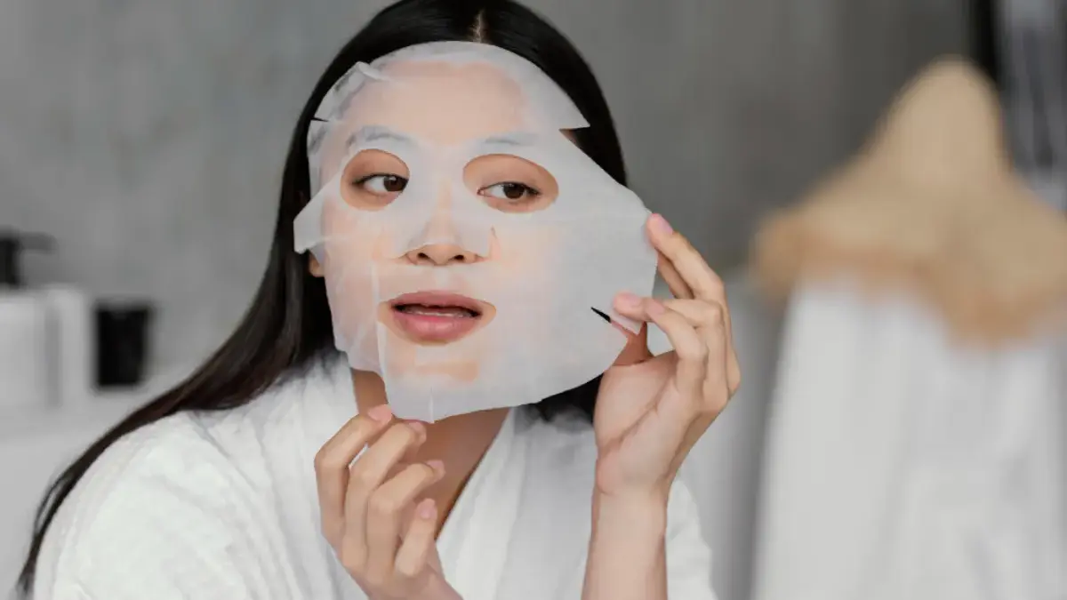 Rutin Pakai Pagi Hari, 5 Sheet Mask Ini Bikin Kamu Glowing Berseri