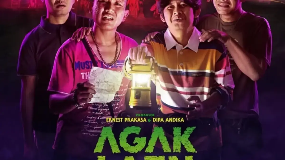 Poster film Agak Laen