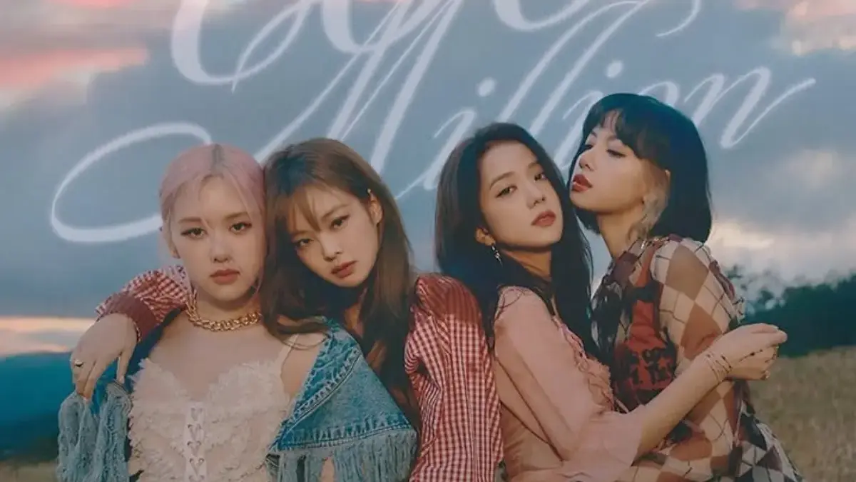 Poster BLACKPINK dalam MV terbaru