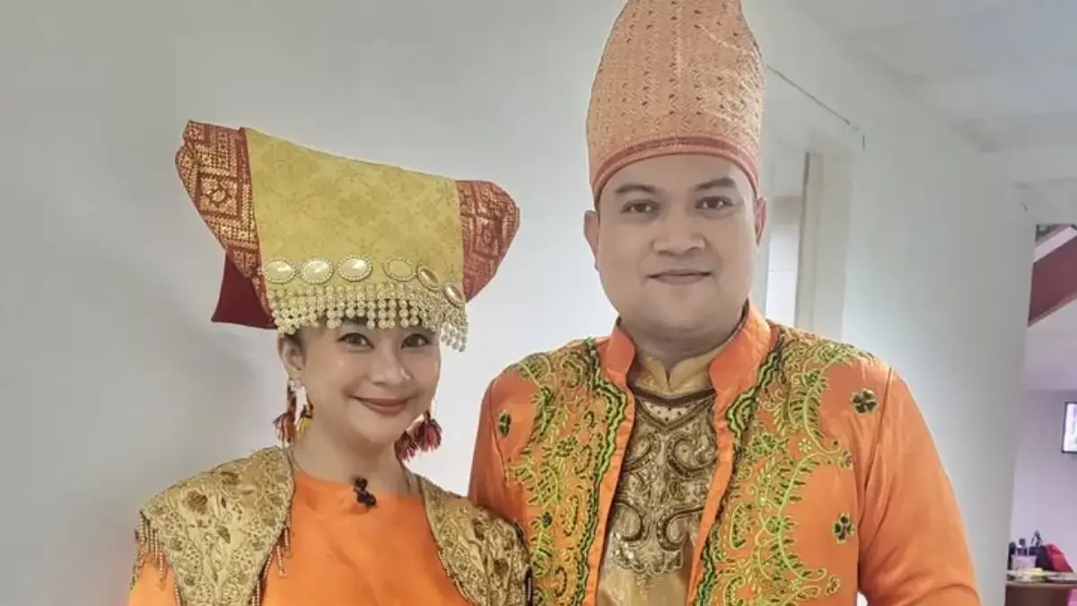 Suami Chikita Meidy Bantah Isu Dugaan Selingkuh, Memang Apa Katanya? Potret Chikita Meidy bersama sang suami