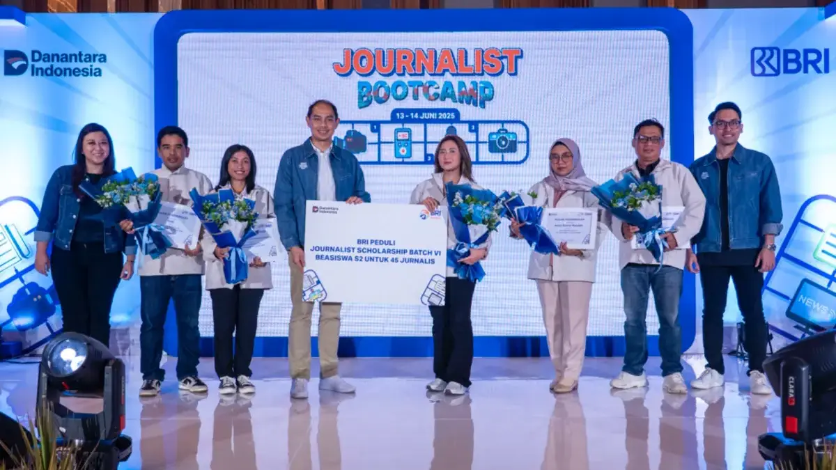BRI Fellowship Journalism 2025 Kukuhkan 45 Jurnalis sebagai Penerima Beasiswa Pascasarjana Pengukuhan 45 jurnalis dalam BRI Fellowship Journalism 2025