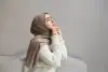 Ilustrasi wanita memakai hijab