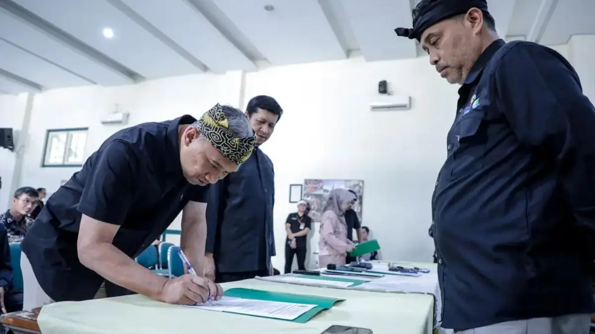 Internal Disdik Jabar Tanda Tangani Komitmen Bersama dan Pakta Integritas
