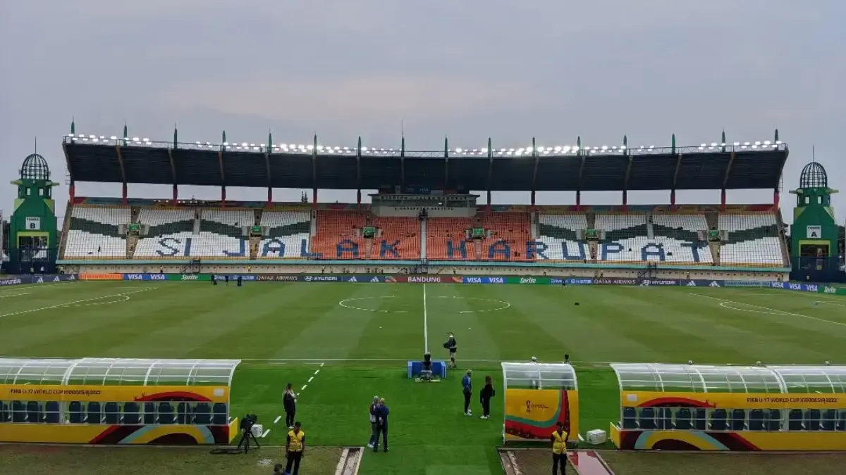 Stadion Si Jalak Harupat