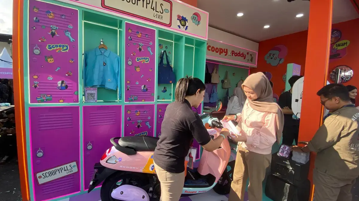 Kolaborasi Penuh Gaya! Scoopy x Paddy Siap Curi Perhatian di Social Chic 2025