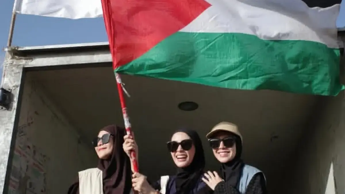 Zaskia Adya Mecca ikut Global March to Gaza