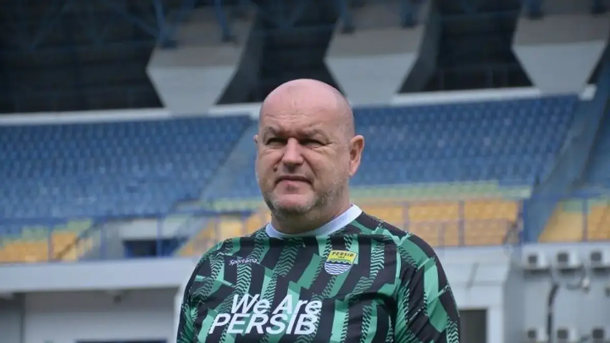 Bojan Hodak Persib