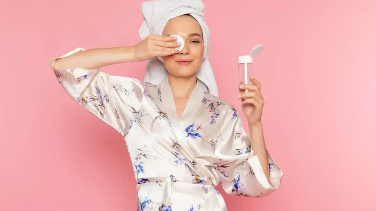Perbedaan milk cleanser dan oil cleanser