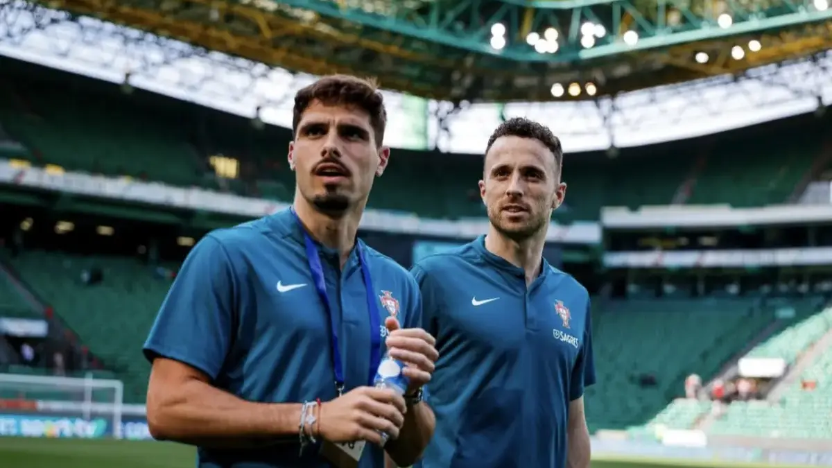 Pedro Neto Berduka Mendalam Usai Kehilangan Sahabatnya, Diogo Jota, dalam Insiden Kecelakaan di Spanyol