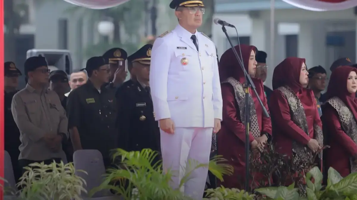 Wali kota Bandung Muhammad farhan menjadi Inspektur Upacara dalam HUT Bhayangkara ke-79