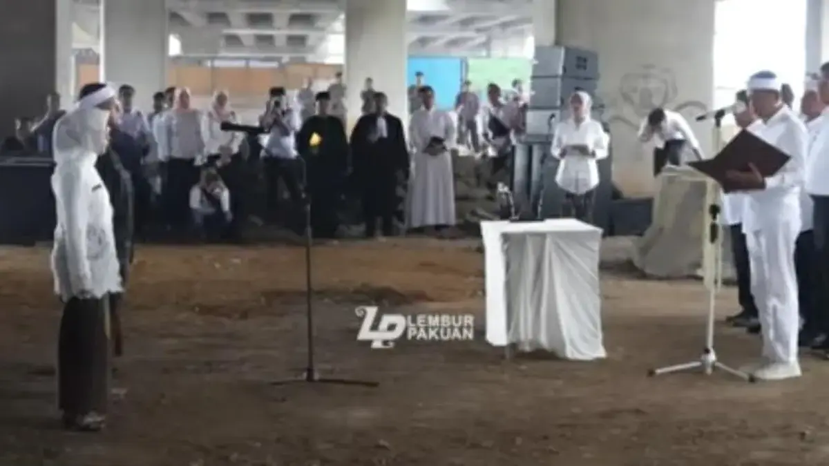 Dedi Mulyadi melantik pejabat Pemprov di kolong jembatan tol Cileunyi-Sumedang