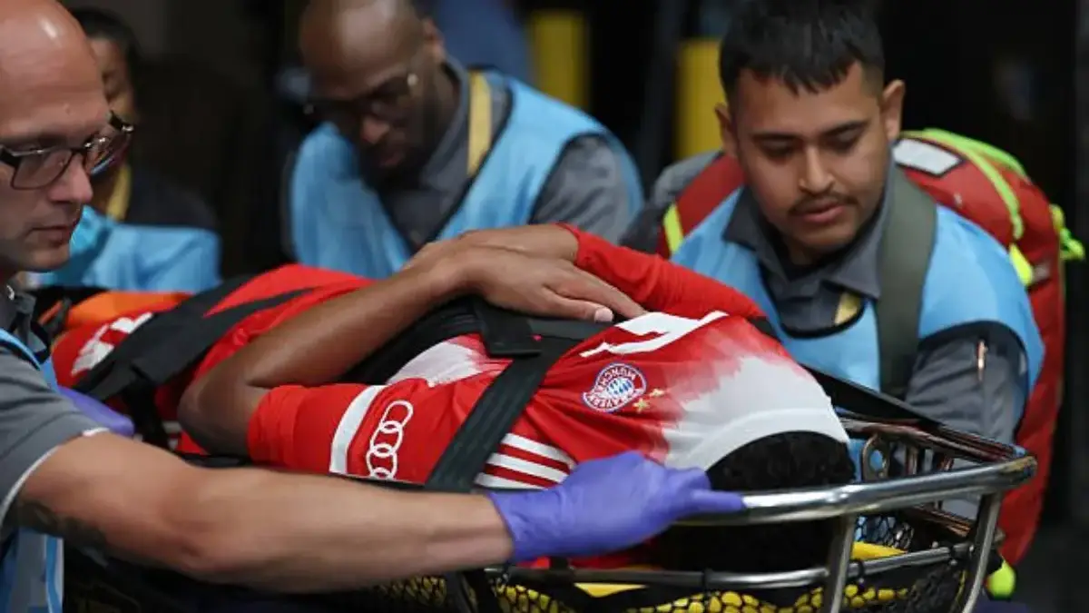 Jamal Musiala Cedera Parah, Bayern Konfirmasi Patah Tulang Kering Akibat Dislokasi Pergelangan Kaki