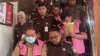 Tiga tersangka kasus korupsi pengadaan mobil karavan unit lab COVID-19 digiring petugas Kejari