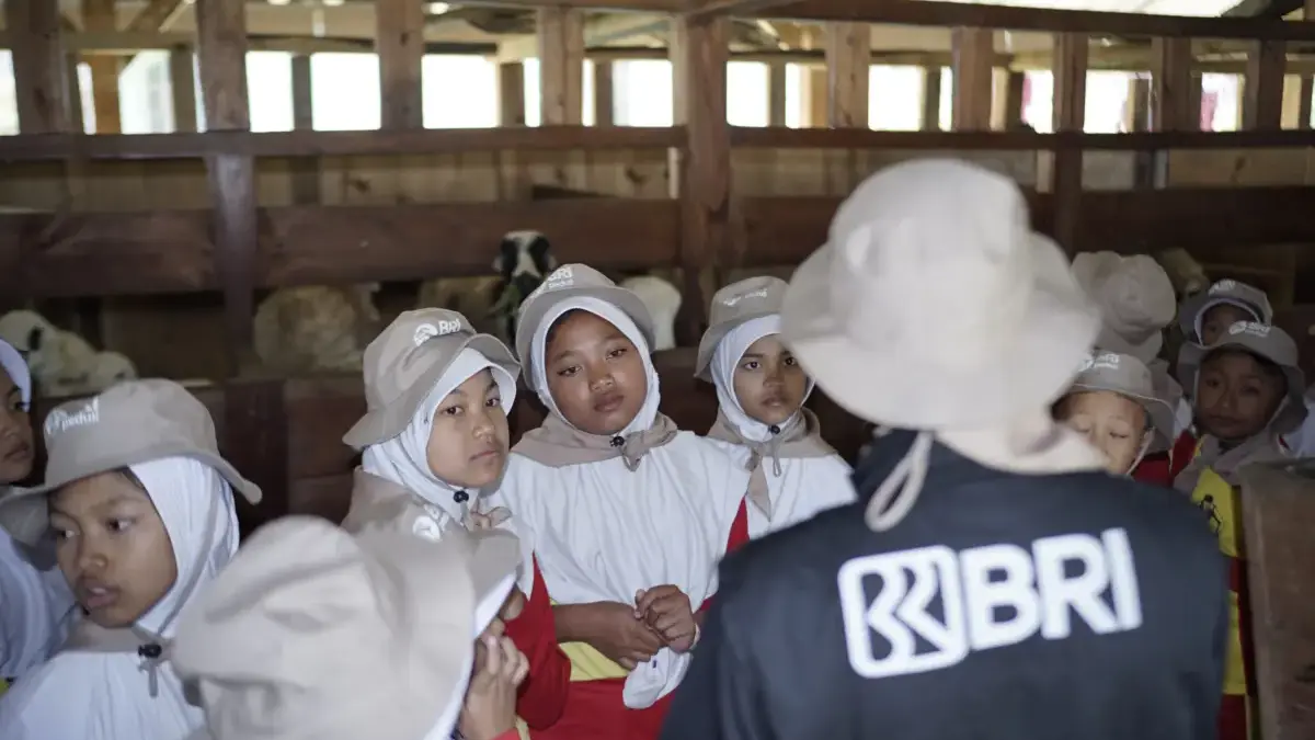 BRI Region 9 Bandung Peringati Hari Anak Nasional 2025 melalui Kegiatan Agroedukasi