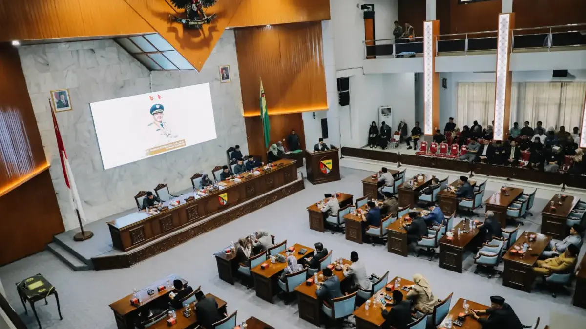 DPRD Setujui APBD Perubahan 2025 & RPJMD 2025-2029, Ketua DPRD : Berdampak Nyata Bagi Kesejahteraan Masyarakat