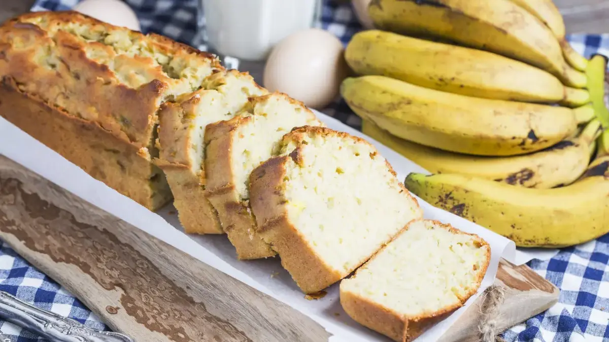 Resep Bolu Pisang Anti Gagal: Lembut, Wangi, dan Mudah Dibuat!