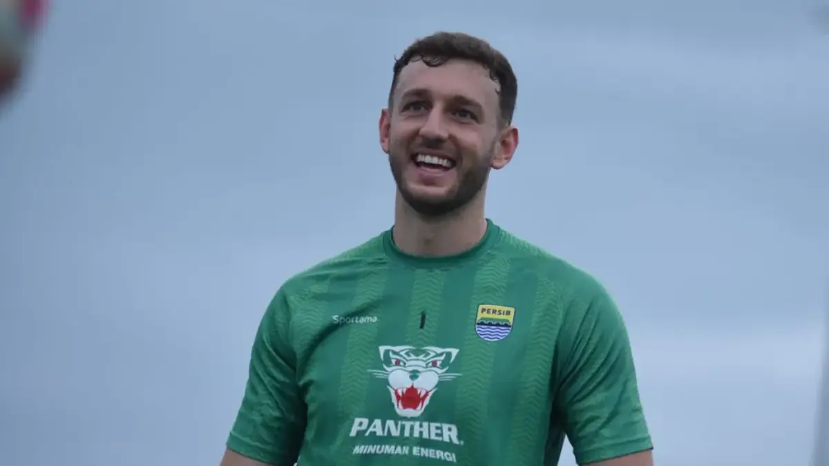 Adam Przybek Persib