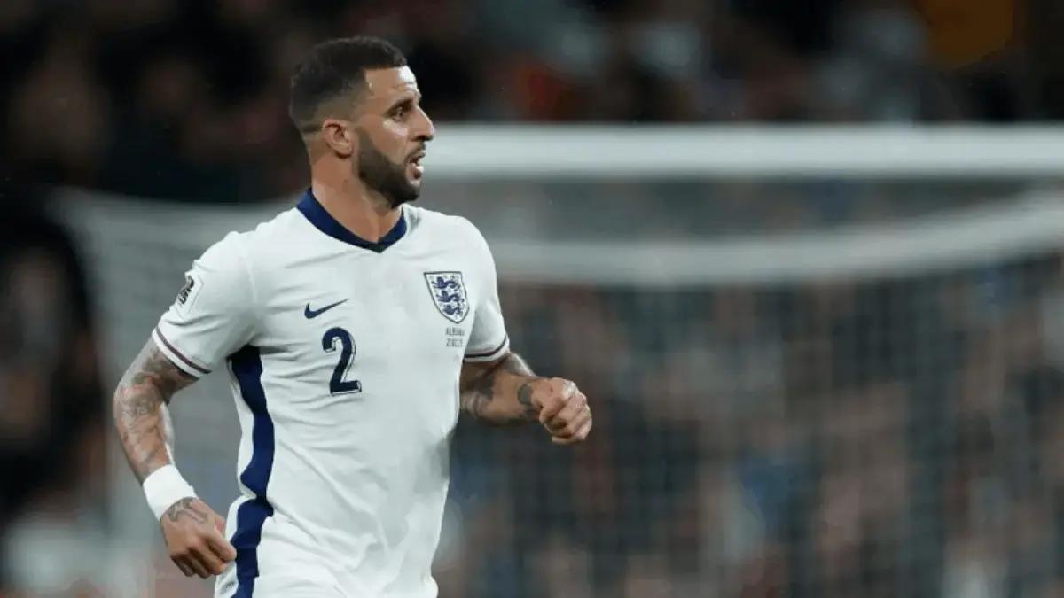 Kyle Walker Resmi Gabung Burnley dari Manchester City
