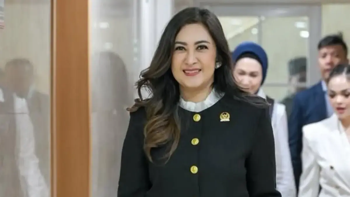 Potret Nafa Urbach