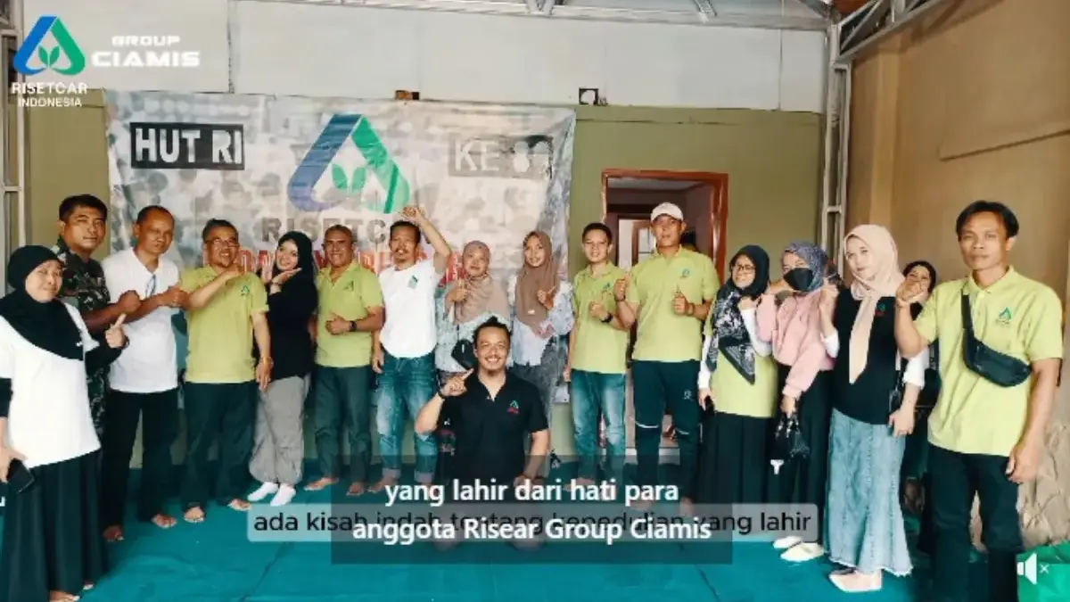 Aplikasi Risetcar Ciamis yang menggelar santunan untuk anak yatim.