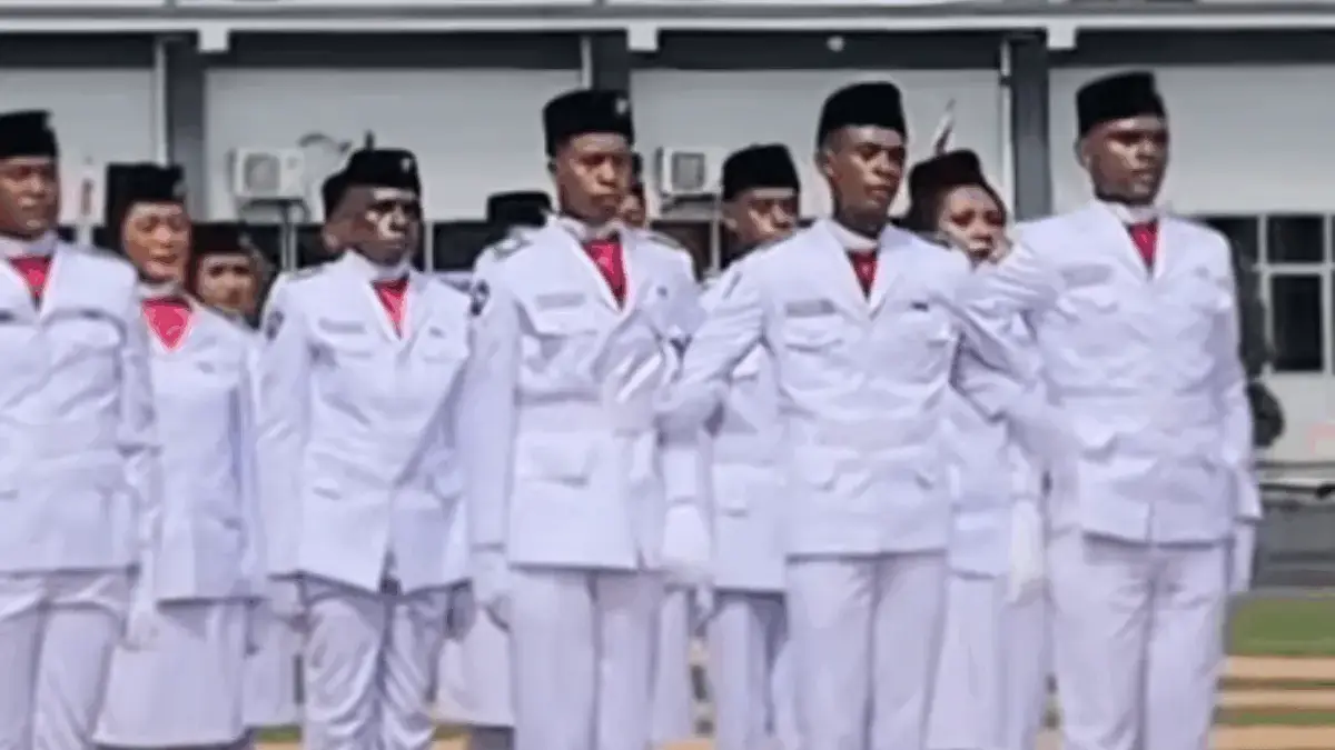 Viral Paskibra Sorong Hampir Pingsan Saat Upacara, Menkum Akan Beri Beasiswa hingga Sepeda Motor
