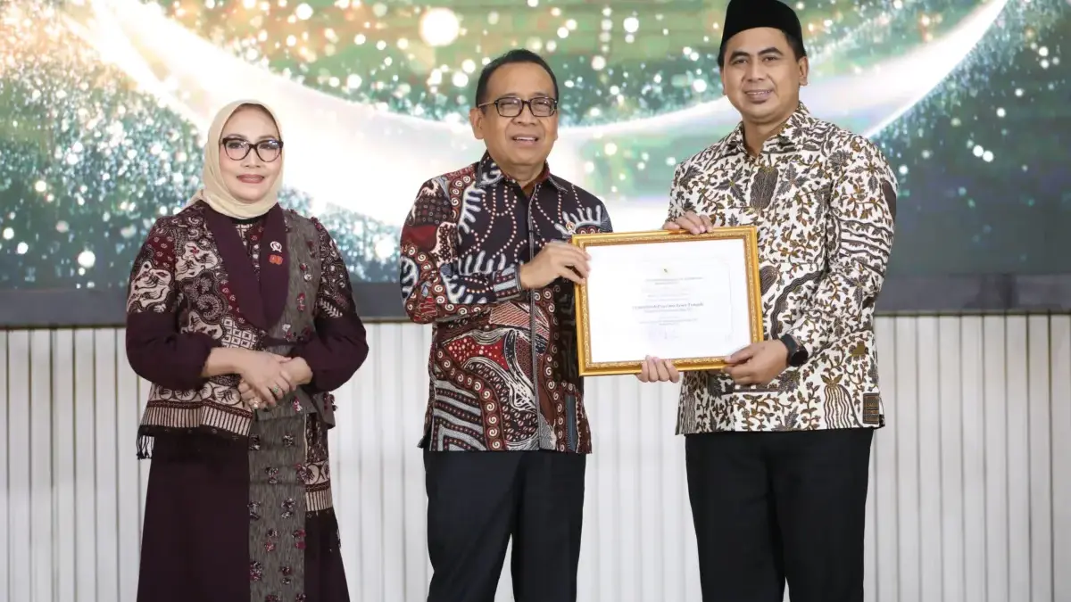 – Pemerintah pusat kembali memberikan penghargaan kepada Pemerintah Provinsi Jawa Tengah