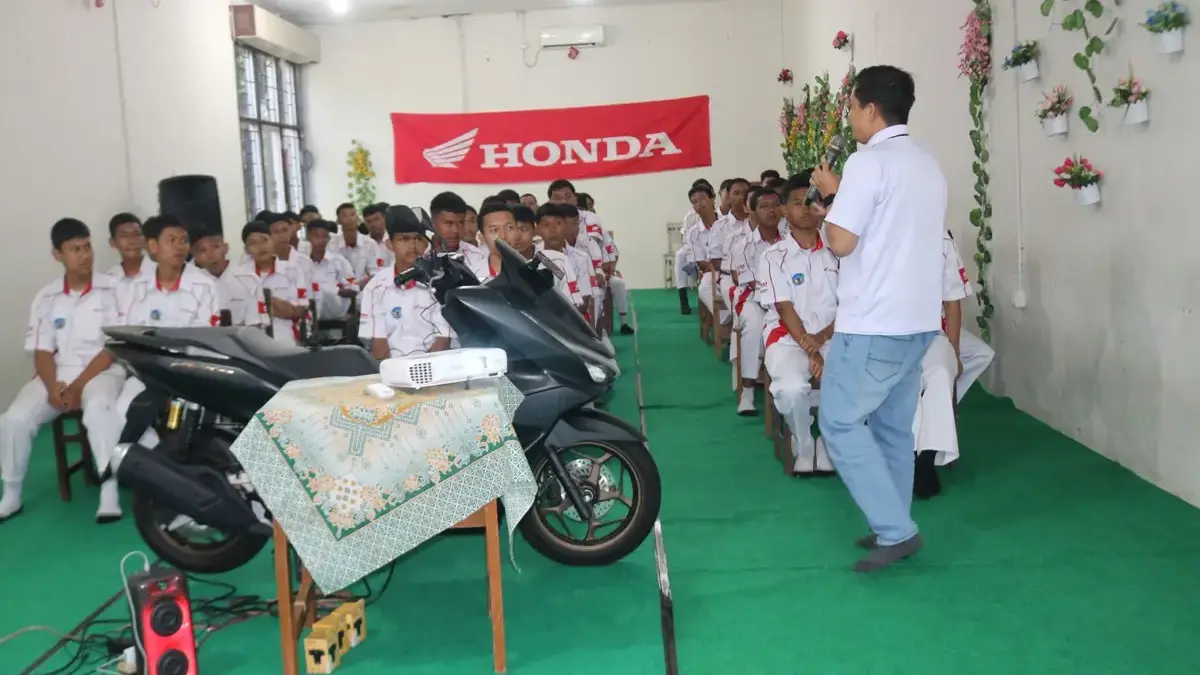 Astra Honda Berbagi Ilmu bersama SMK Master Indonesia Bogor