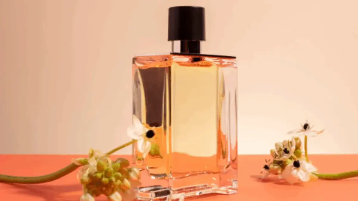 9 Rekomendasi Parfum Lokal Terbaik 2025, Wanginya Mewah Kayak Brand Mahal tapi Harga Ramah Kantong!