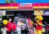 Alfamart Alfagift memberikan satu unit motor NMAX bagi pemenang program Tebus Poin Vaganza periode April-Juli