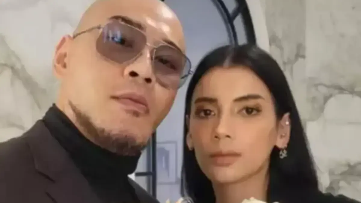 Potret Deddy Corbuzier bersama Sabrina Chairunissa