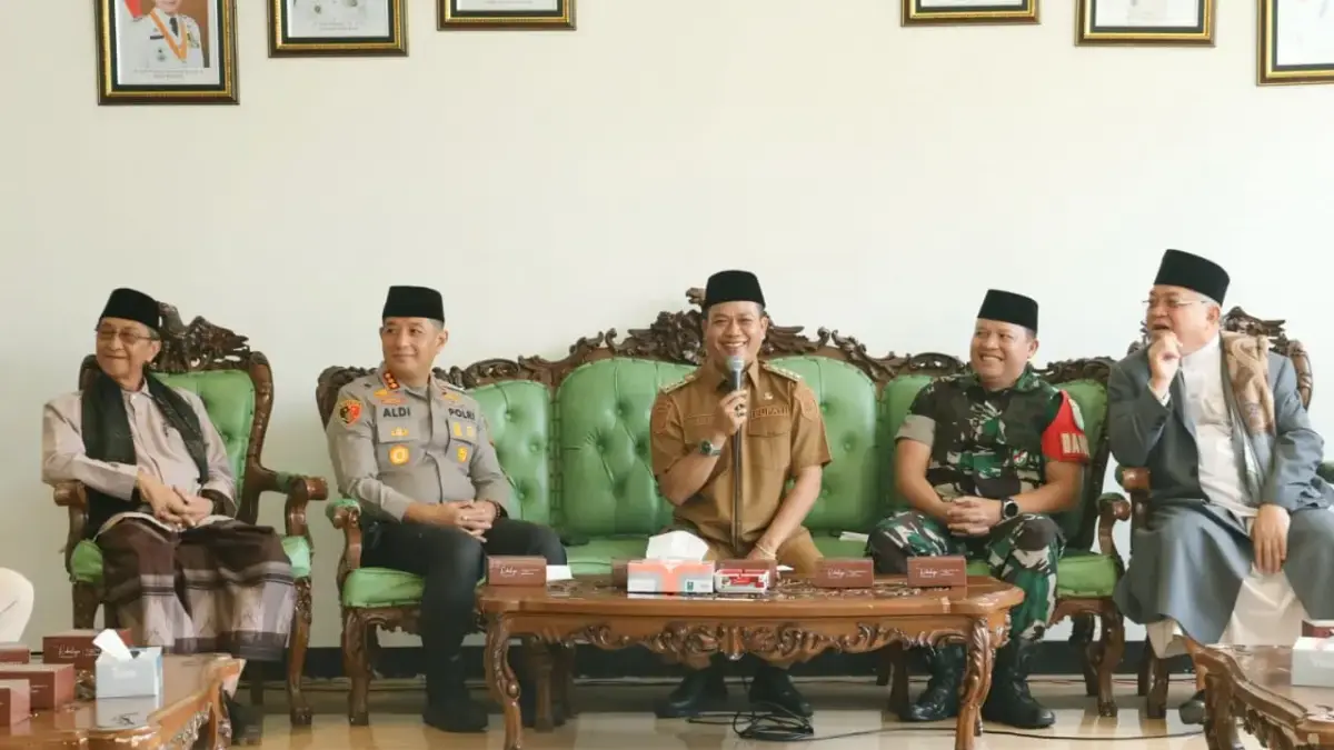 Bupati Bandung bersama Forkopimda dan ulama menggelar doa bersama