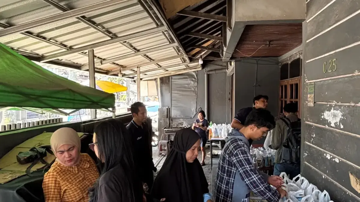 ICONNET Traktir Pelanggan di Hari Pelanggan Nasional