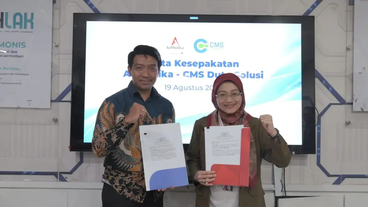 Agung Dermawan CEO PT CMS Duta Solusi dan Direktur Utama AdMedika Dian Prambini