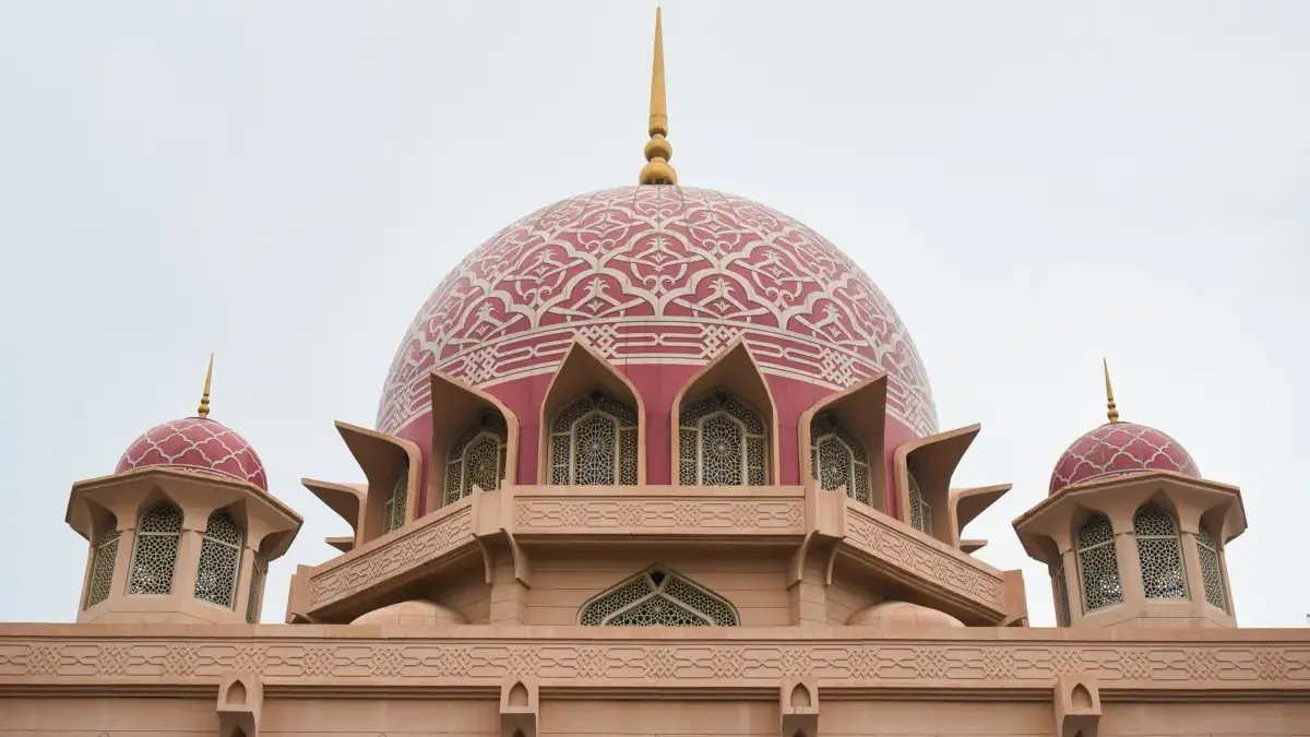 10 September 2025 Bertepatan dengan 17 Rabiul Awwal 1447 H: Maknanya bagi Umat Islam